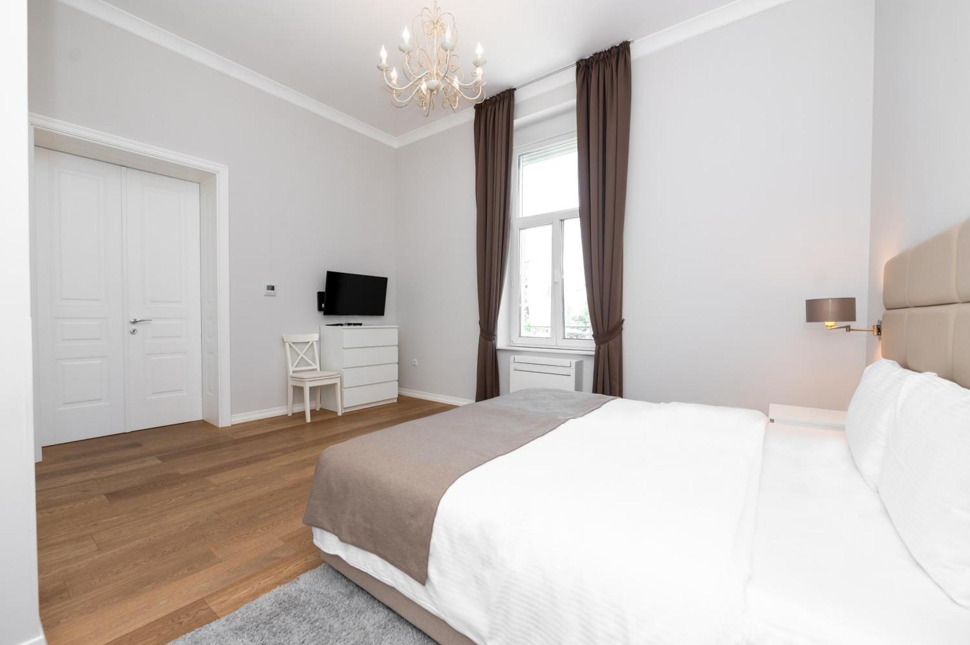 Slavija Fontana Lux Apartments Белград Экстерьер фото